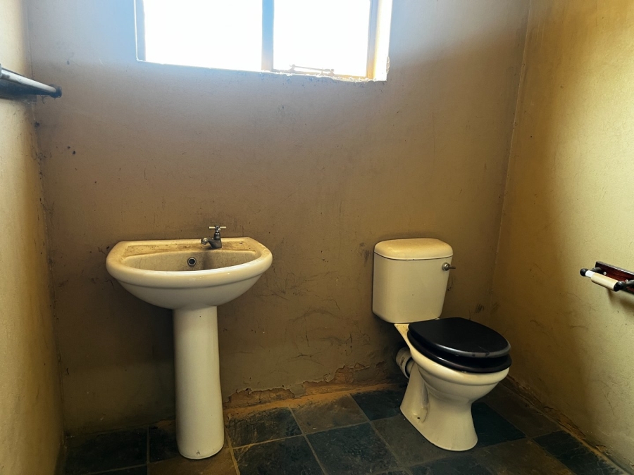 To Let Commercial Property for Rent in Brits North West